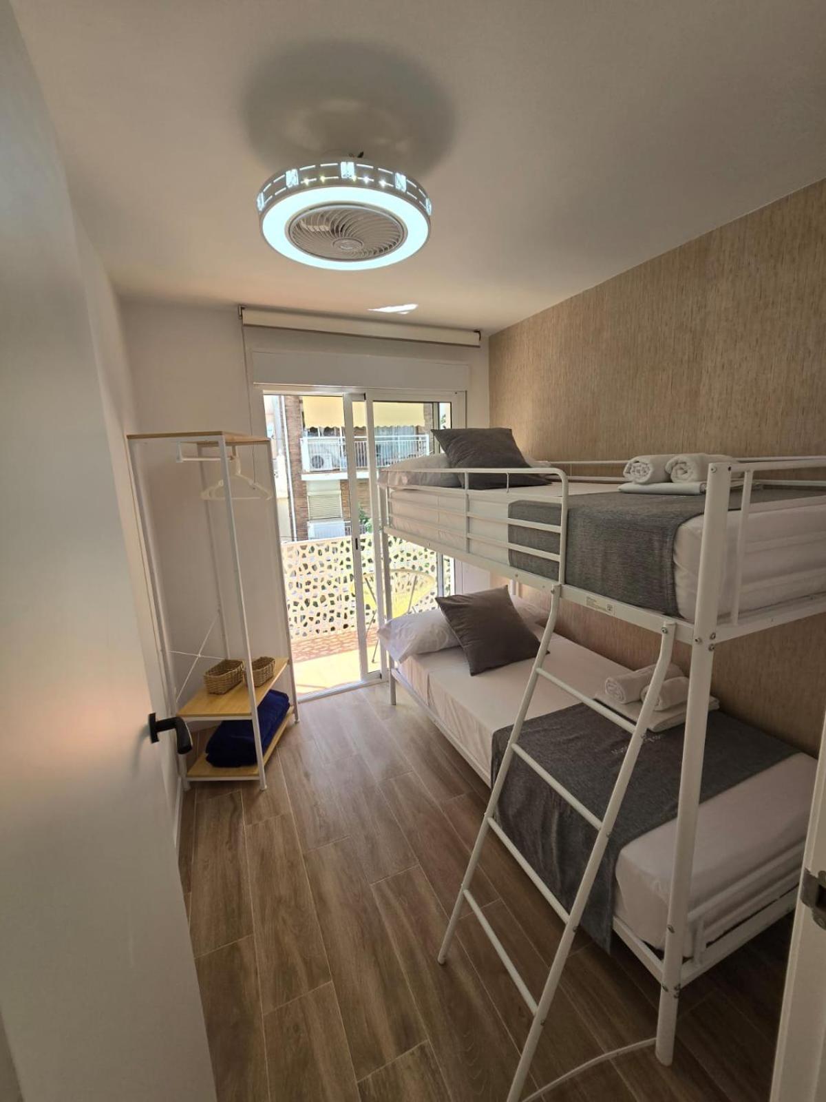 Suites Alameda Centro Levante 貝尼多姆 外观 照片